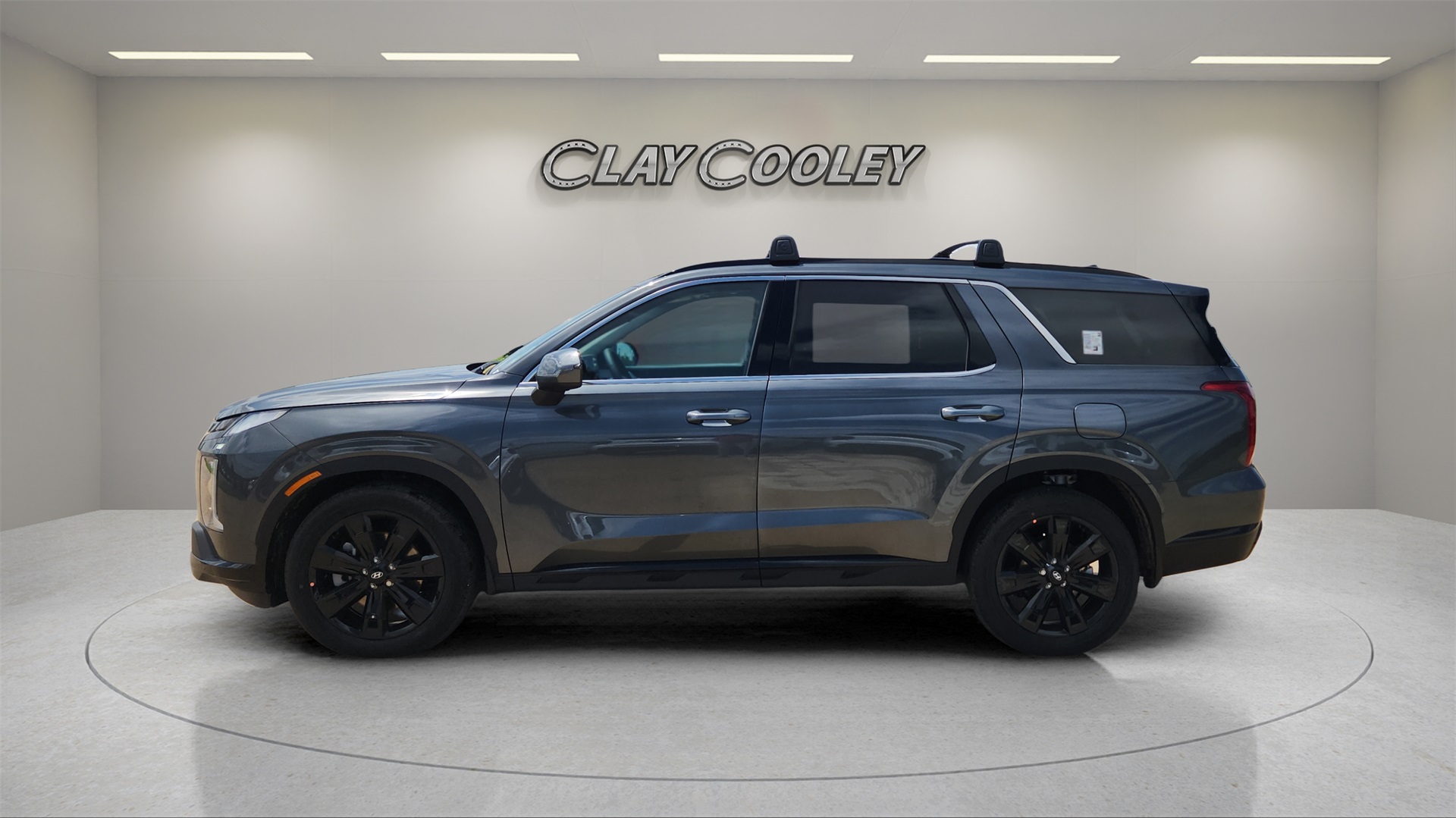 Vehicle image 8 of 31