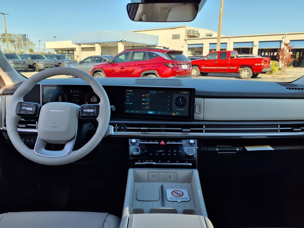 Vehicle image 15 of 39