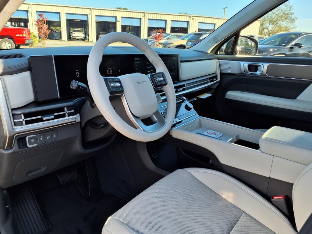 Vehicle image 12 of 39