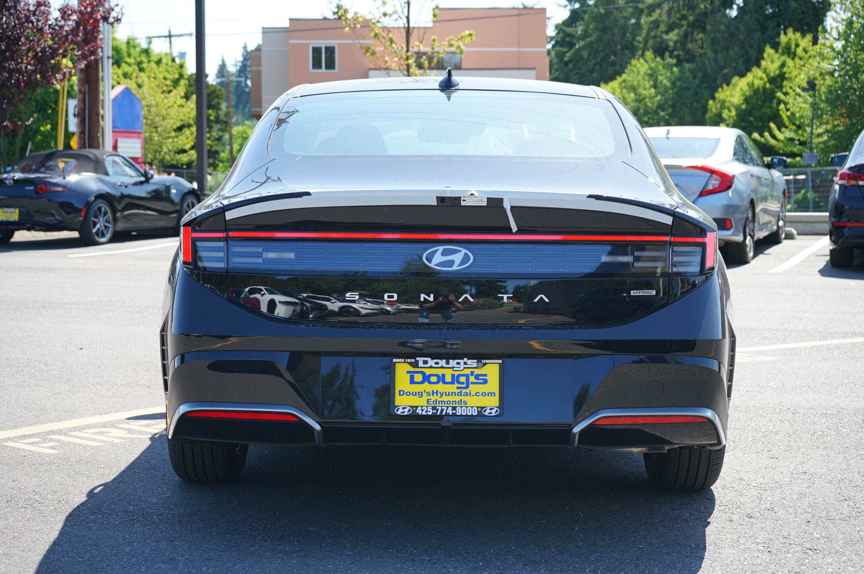 2025 Hyundai Sonata SEL Image 6 of 23