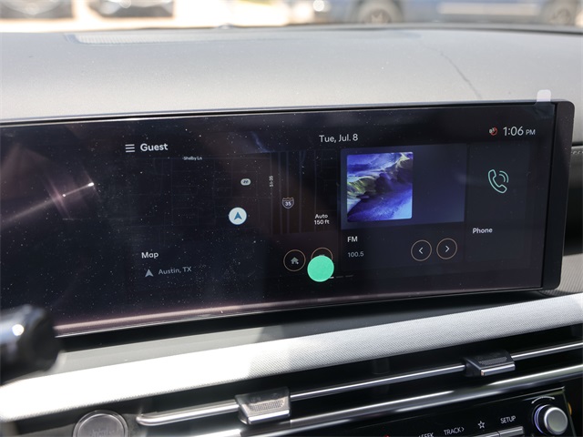 Vehicle image 15 of 22
