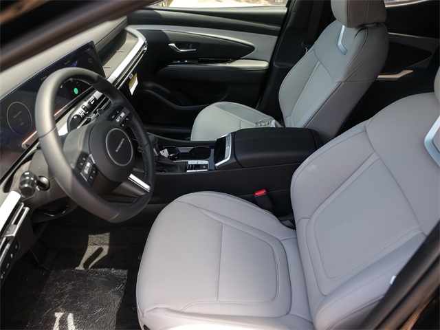 Vehicle image 20 of 22