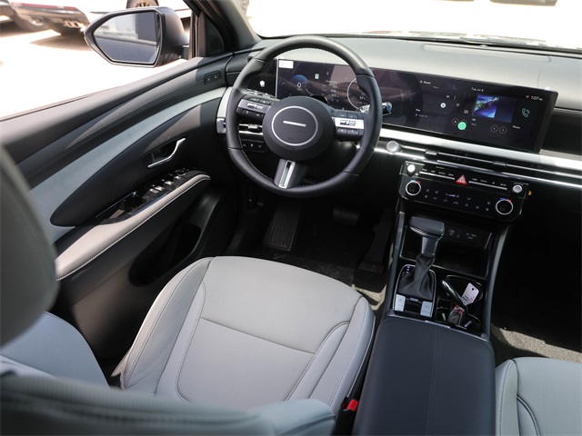 Vehicle image 10 of 22