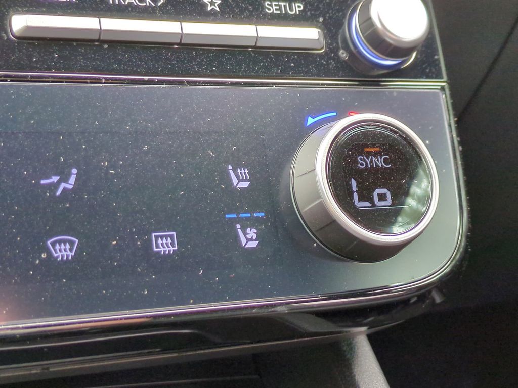 2025 Hyundai Santa Cruz Limited Image 16 of 30