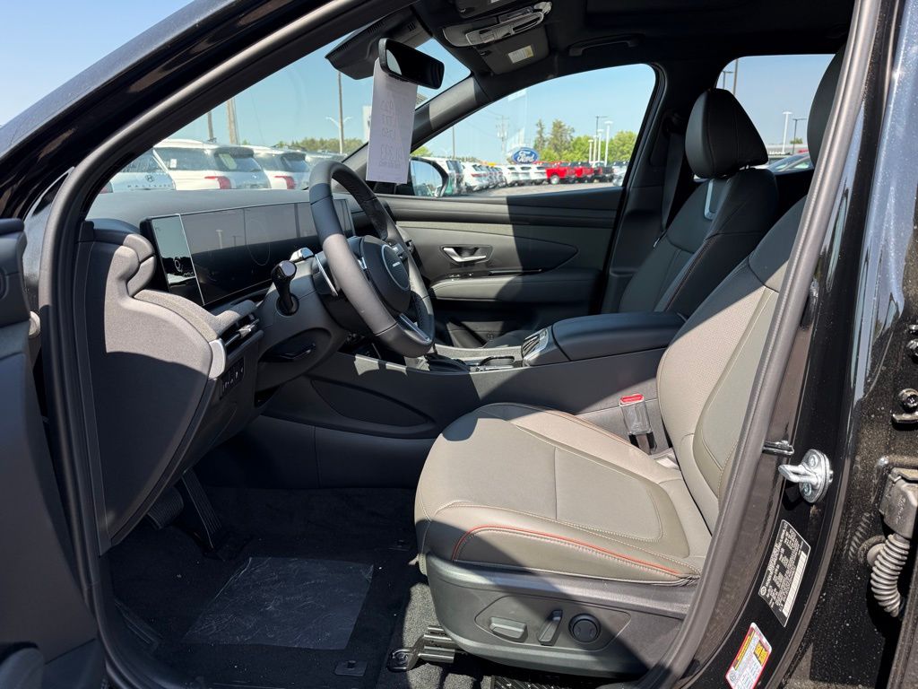 2025 Hyundai Santa Cruz Limited Image 19 of 45