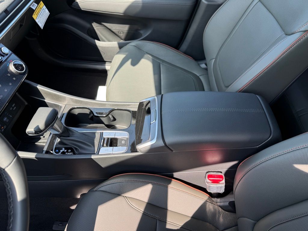 2025 Hyundai Santa Cruz Limited Image 37 of 45