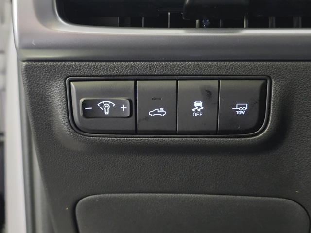 2025 Hyundai Santa Cruz Limited Image 17 of 26