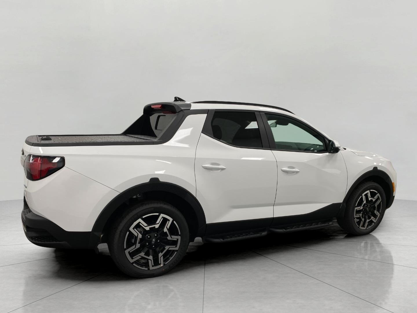 2025 Hyundai Santa Cruz Limited Image 5 of 36