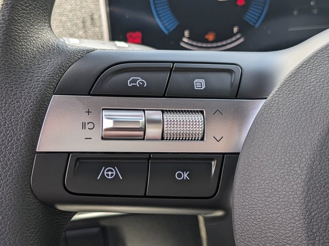 2025 Hyundai Santa Cruz SE Image 20 of 28