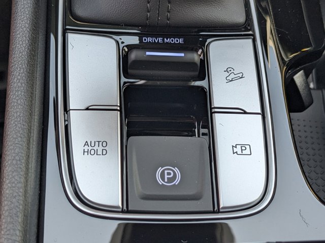 2025 Hyundai Santa Cruz SE Image 18 of 28