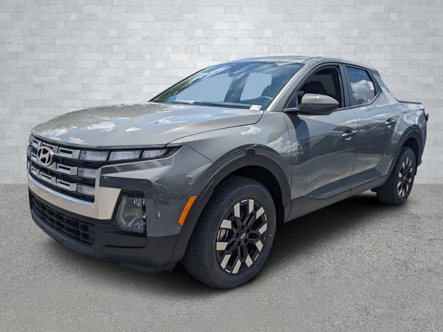 2025 Hyundai Santa Cruz SE Image 1 of 28