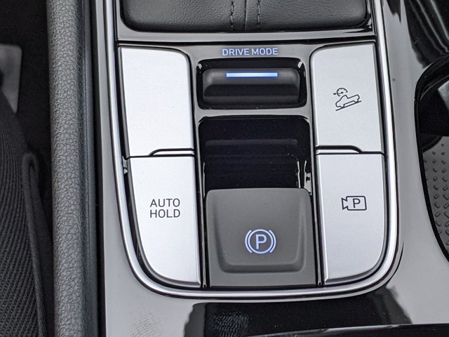 2025 Hyundai Santa Cruz SE Image 19 of 25