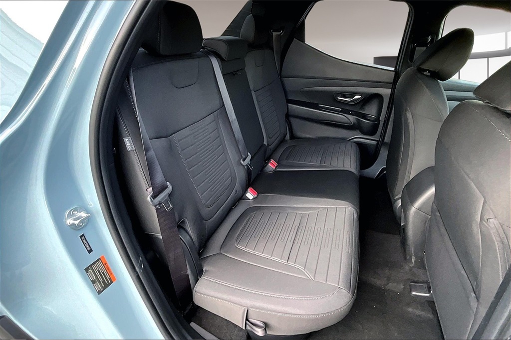 2025 Hyundai Santa Cruz SE Image 10 of 14