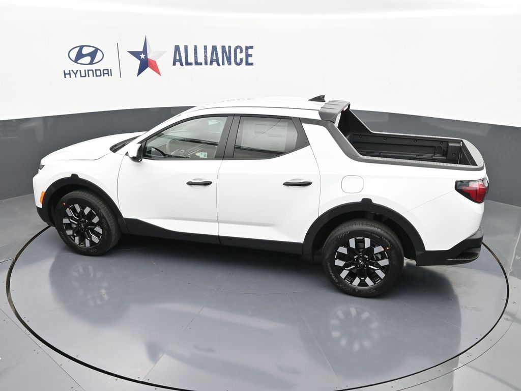 2025 Hyundai Santa Cruz SE Image 33 of 51