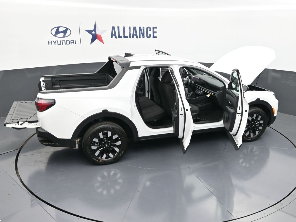 2025 Hyundai Santa Cruz SE Image 22 of 51