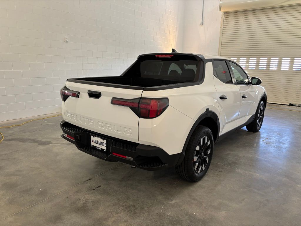 2025 Hyundai Santa Cruz SE Image 6 of 18