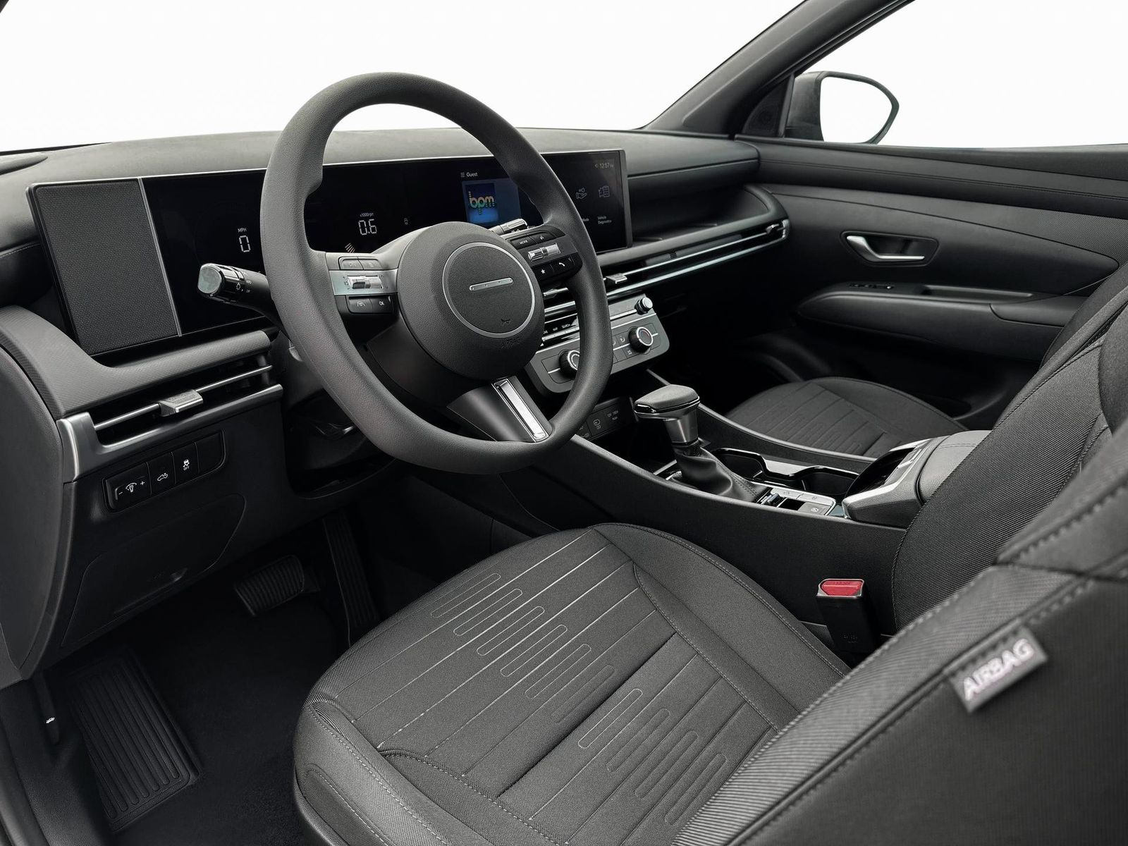 Vehicle image 17 of 19