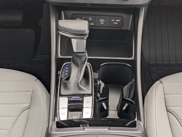 2025 Hyundai Santa Cruz SE Image 18 of 24