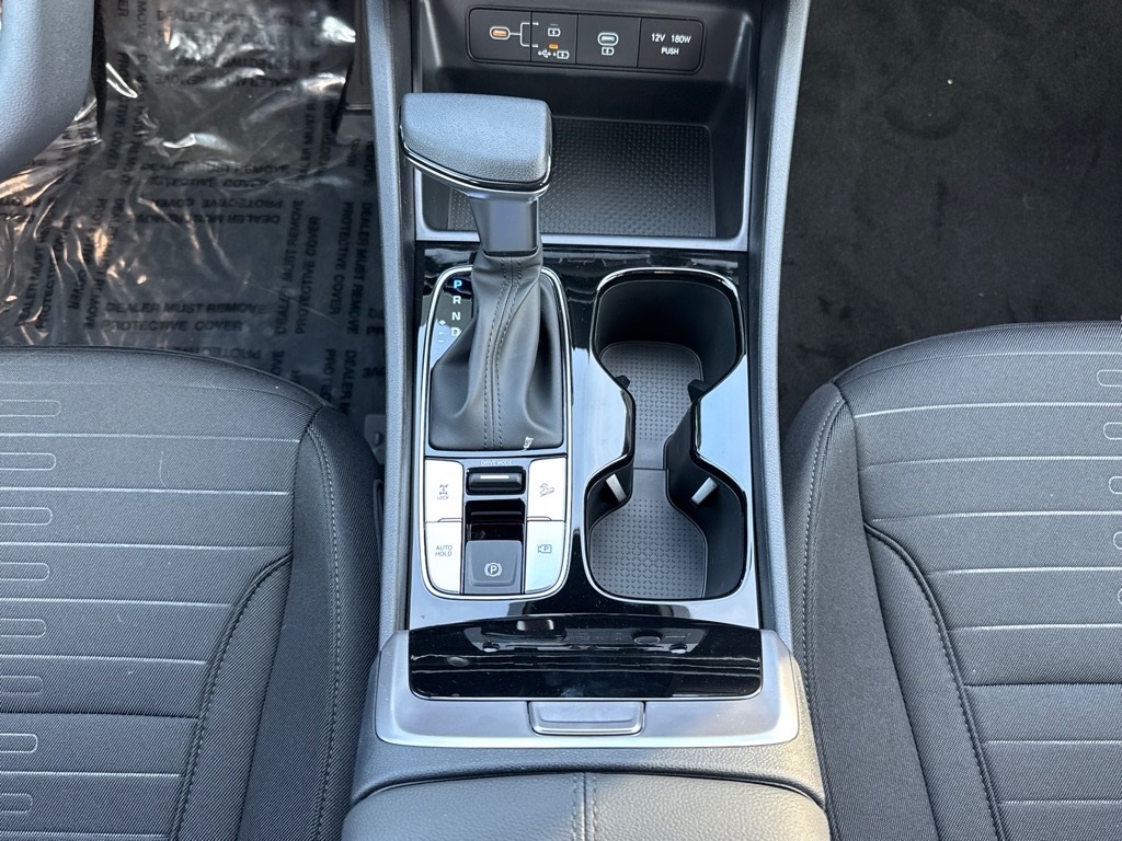 Vehicle image 9 of 12