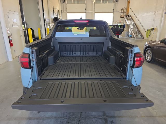 2025 Hyundai Santa Cruz SE Image 11 of 39