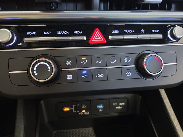 2025 Hyundai Santa Cruz SE Image 24 of 39