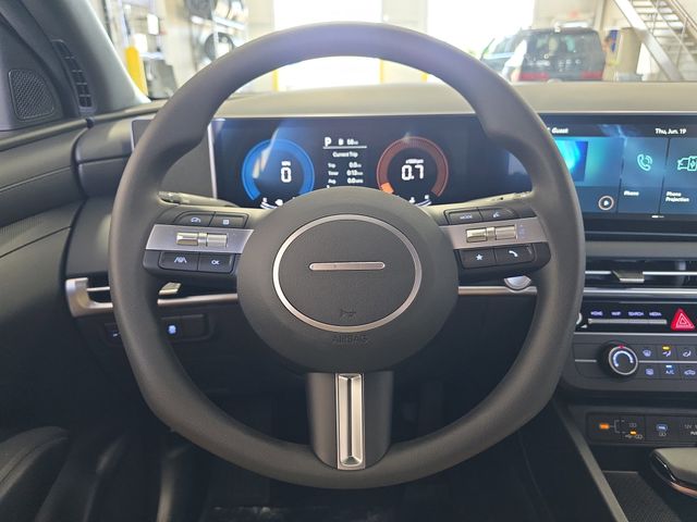 2025 Hyundai Santa Cruz SE Image 36 of 39