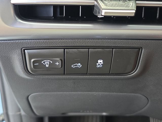 2025 Hyundai Santa Cruz SE Image 26 of 39