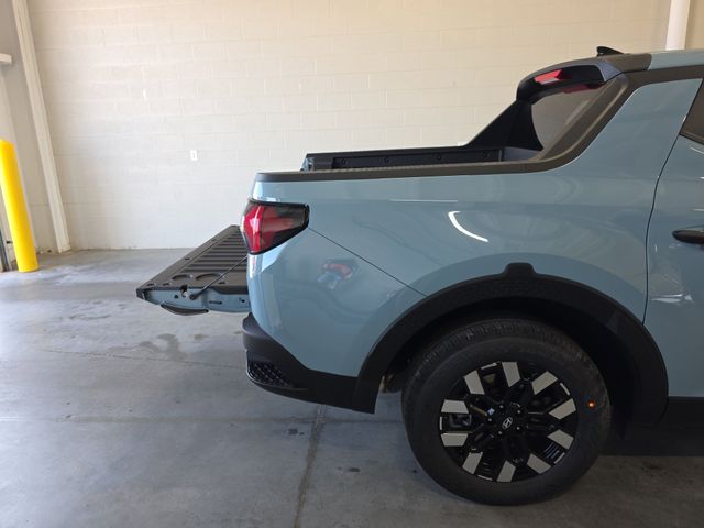 2025 Hyundai Santa Cruz SE Image 35 of 39