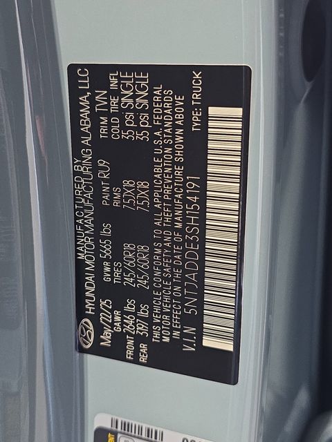 2025 Hyundai Santa Cruz SE Image 31 of 39