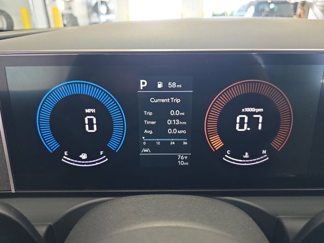 2025 Hyundai Santa Cruz SE Image 17 of 39