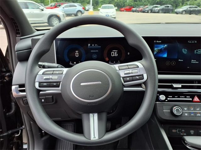 2025 Hyundai Santa Cruz SE Image 13 of 13