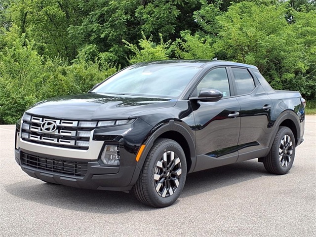 2025 Hyundai Santa Cruz SE Image 1 of 13