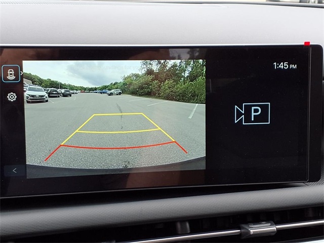 2025 Hyundai Santa Cruz SE Image 9 of 13