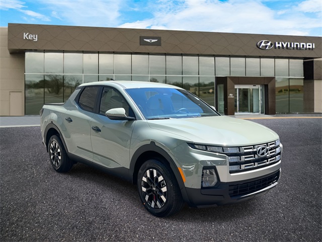 2025 Hyundai Santa Cruz SE Image 2 of 12