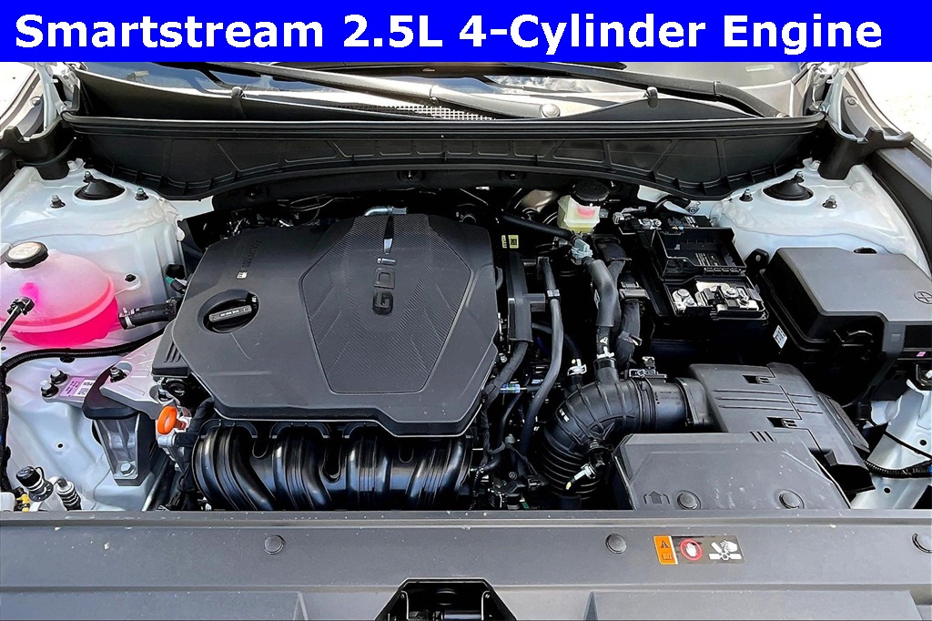 2025 Hyundai Santa Cruz SE Image 5 of 14