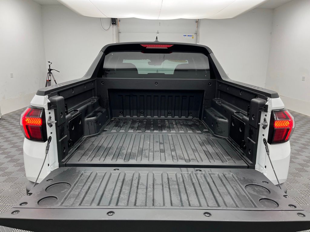 2025 Hyundai Santa Cruz SEL Image 10 of 33