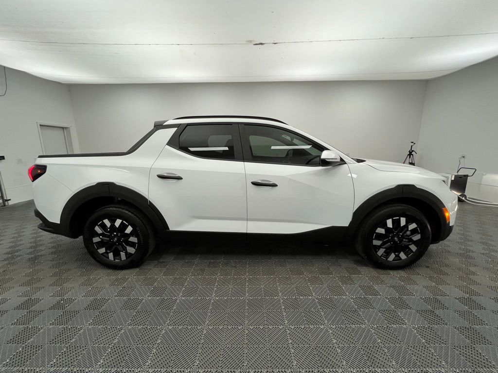 2025 Hyundai Santa Cruz SEL Image 4 of 33