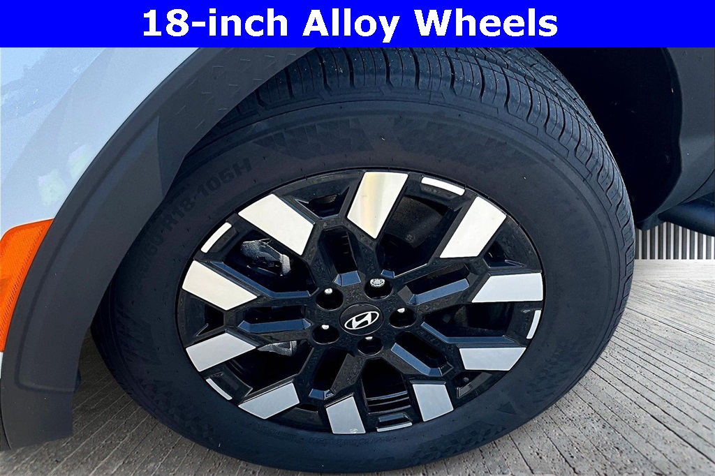 2025 Hyundai Santa Cruz SEL Image 6 of 15