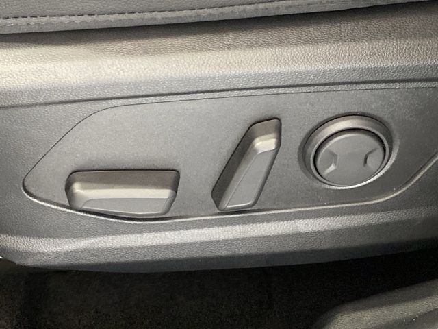 2025 Hyundai Santa Cruz SEL Image 28 of 41