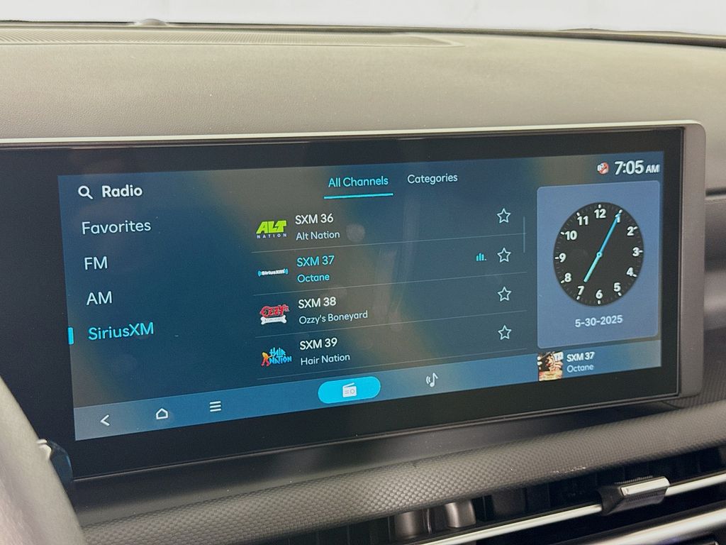 2025 Hyundai Santa Cruz SEL Image 22 of 31