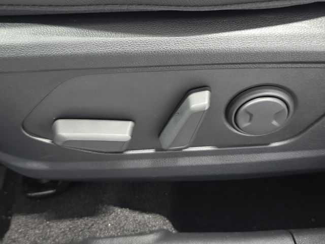 2025 Hyundai Santa Cruz SEL Image 30 of 42
