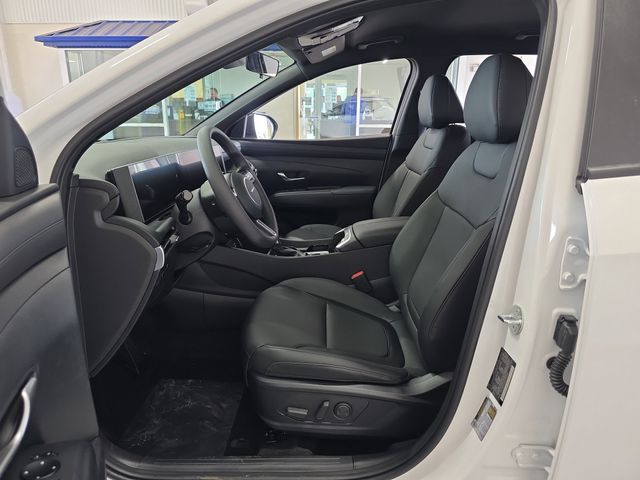 2025 Hyundai Santa Cruz SEL Image 15 of 42