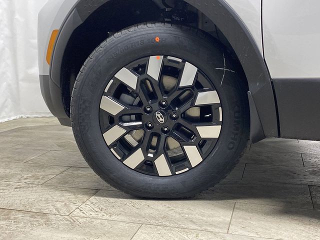 2025 Hyundai Santa Cruz SEL Image 9 of 37