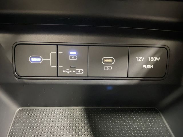 2025 Hyundai Santa Cruz SEL Image 32 of 37