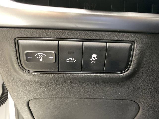 2025 Hyundai Santa Cruz SEL Image 27 of 37