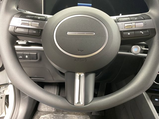 2025 Hyundai Santa Cruz SEL Image 17 of 37