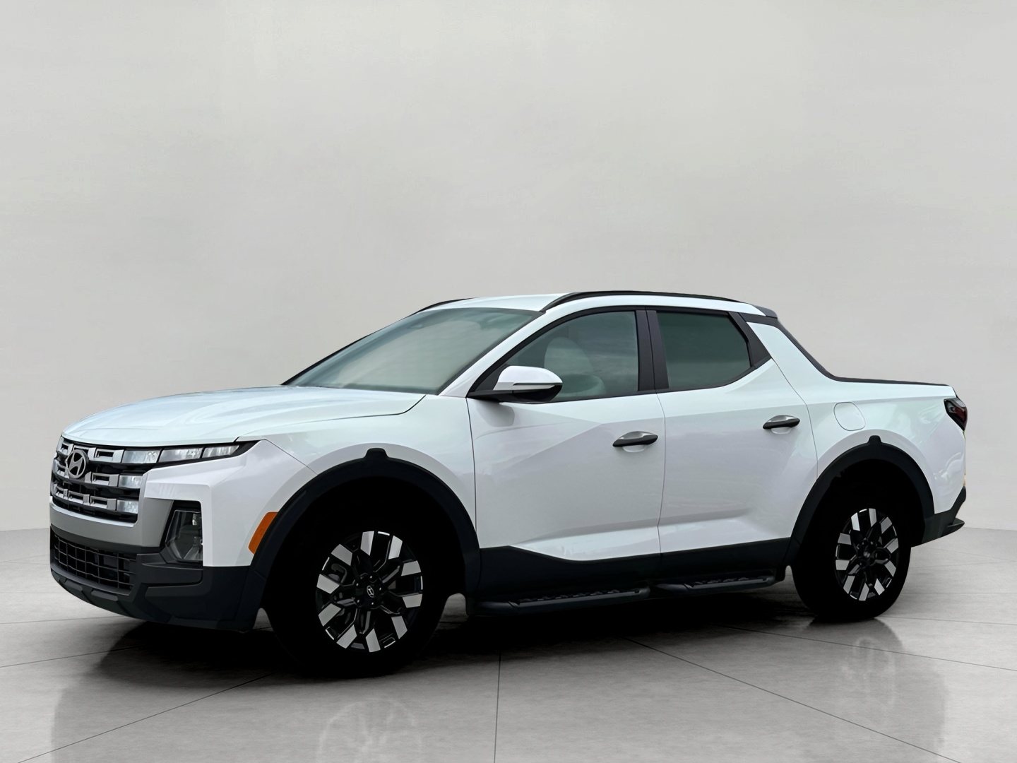 2025 Hyundai Santa Cruz SEL Image 2 of 19