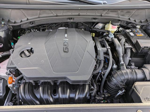 Vehicle image 18 of 19