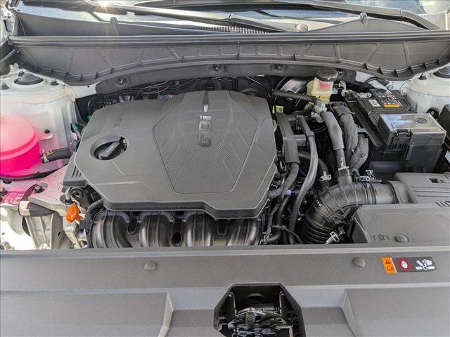 Vehicle image 8 of 18