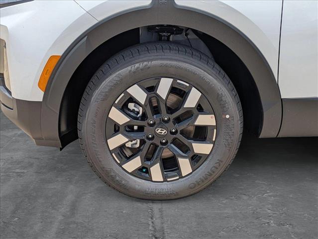 Vehicle image 9 of 19